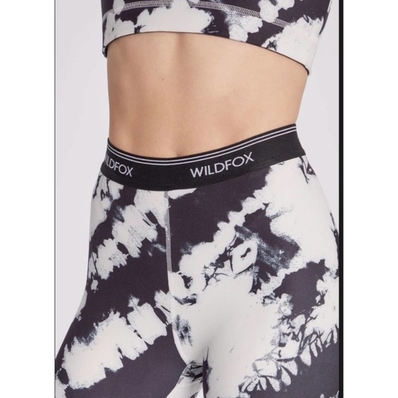 Wildfox High Waist Black And White Splatter Tie Dye 7/8 Leggings and Crop Top - Picture 2 of 10